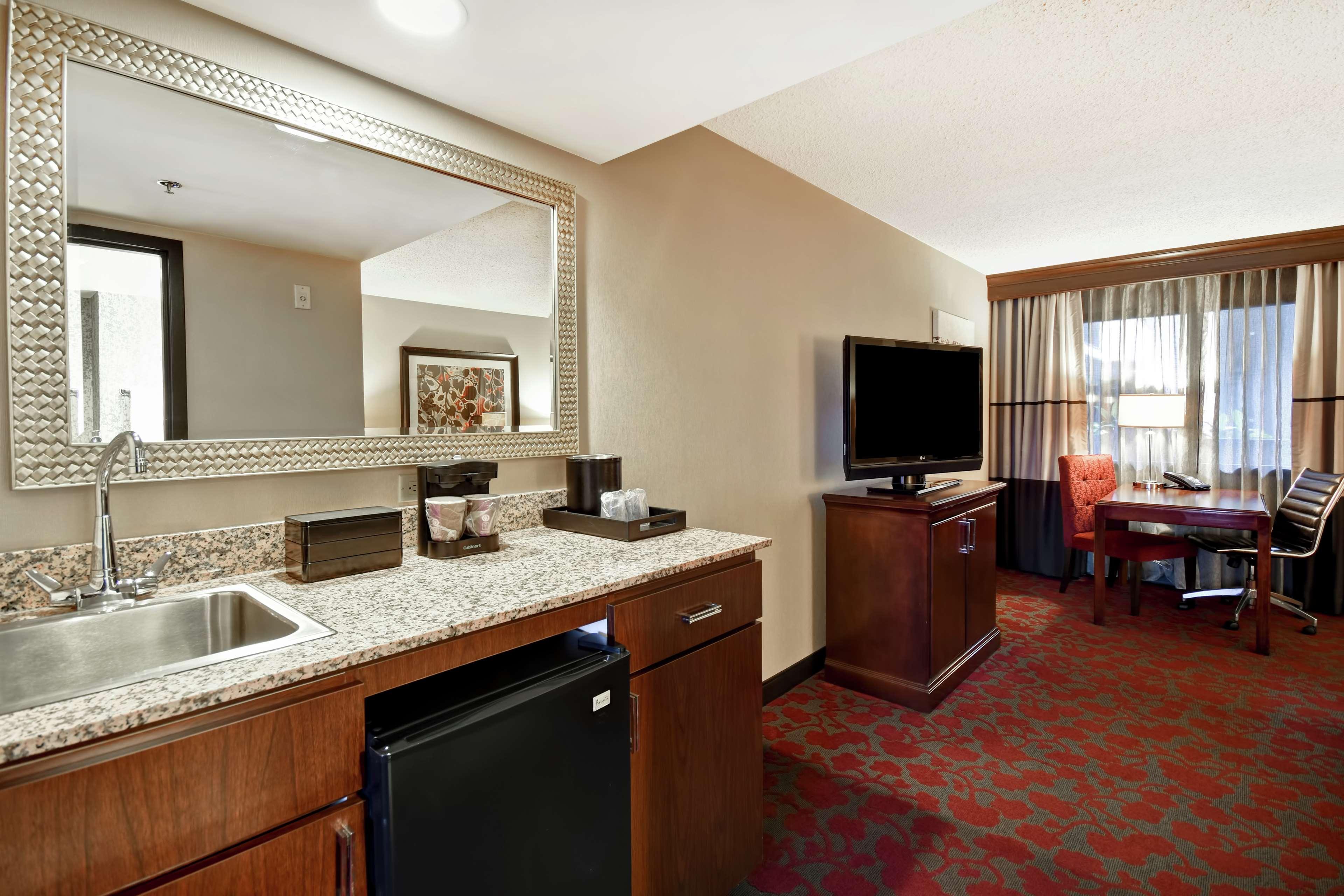 Embassy Suites By Hilton Dulles Airport Herndon Eksteriør billede